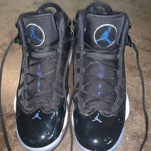 Men’s Jordan 8’s and 11’s mixed !! 🤍